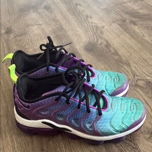 Nike Women's Sneakers - Purple and Blue